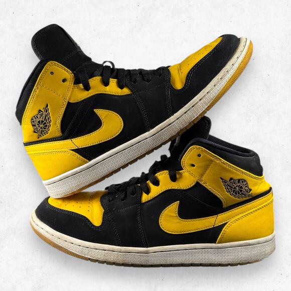 Nike Air Jordan 1 Retro Mid New Love OG 2017 554724-035 Mens Size 11 main image 10